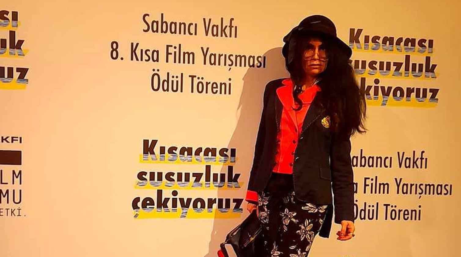 Sinema Filmi Satır Araları Eleştirmeni Çiğdem Yorgancıoğlu Ile 8.sabancı vakfı Kısa Film Yarışması Ödül Gecesi Yeşil İzlenimleri (2)