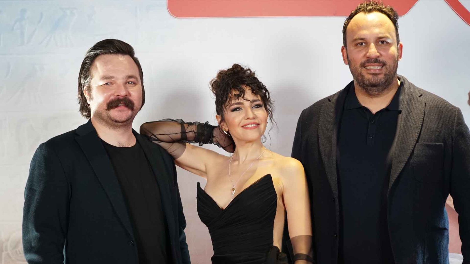 Komedi Ve Maceranın Buluştuğu 'aile Çıkmazı' Filmi Gala Gecesiyle Seyircilerle Buluştu (1)
