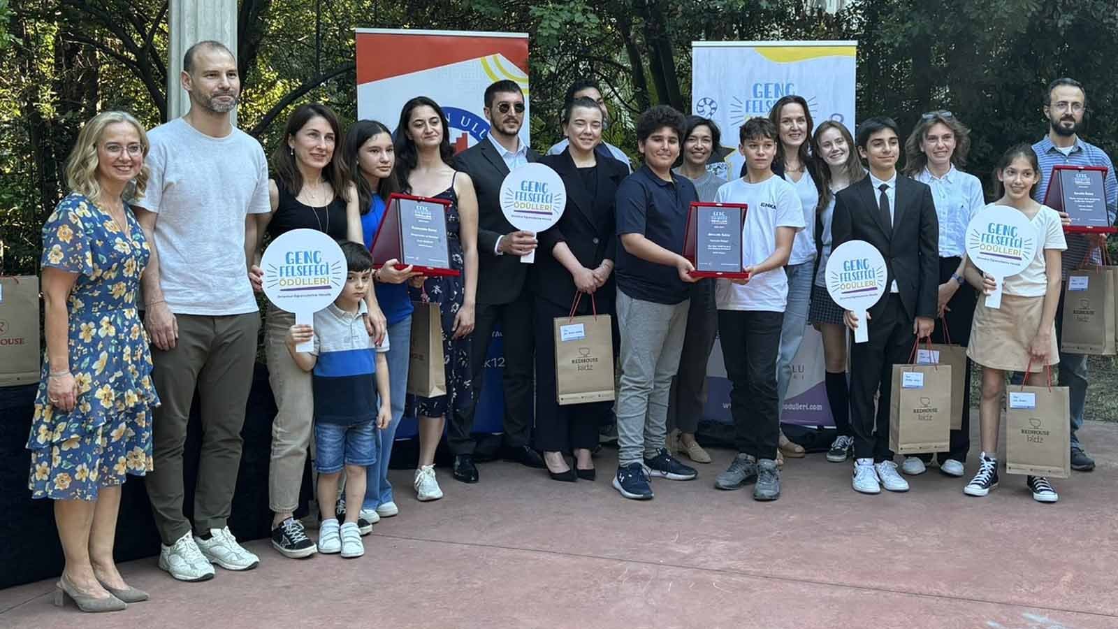 Erkan Ulu Okulları’nın Genç Felsefeci Ödülleri 2024 Yarışması Sonuçlandı İşte Kazananlar! (2)