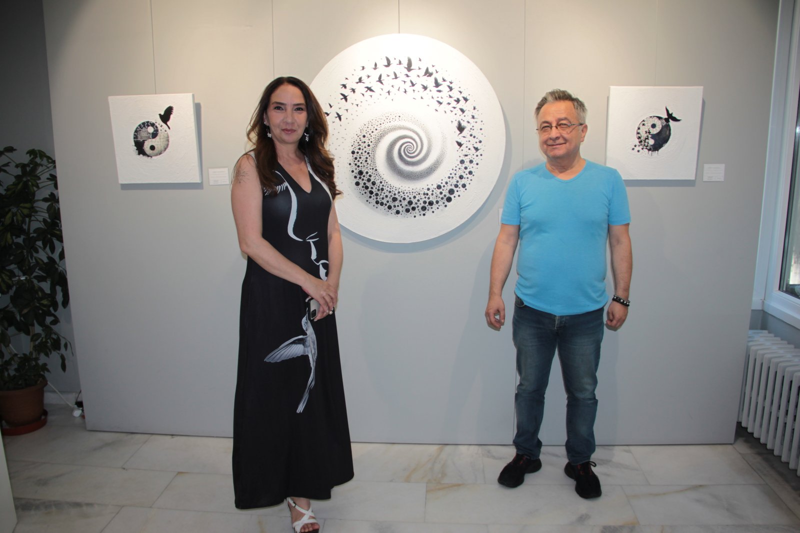 Günsu Saraçoğlu’nun Rebirth, Kayıp Parça Kimde Sergisi Evrim Sanat Galerisi'nde Açıldı (1)