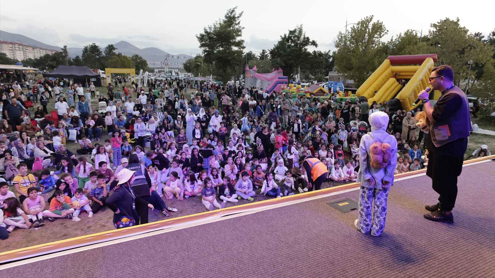 Erzurum Kültür Yolu Festivali’nde Çocuklara Özel Etkinlikler Çocuk Köyü’ne Büyük İlgi (5)